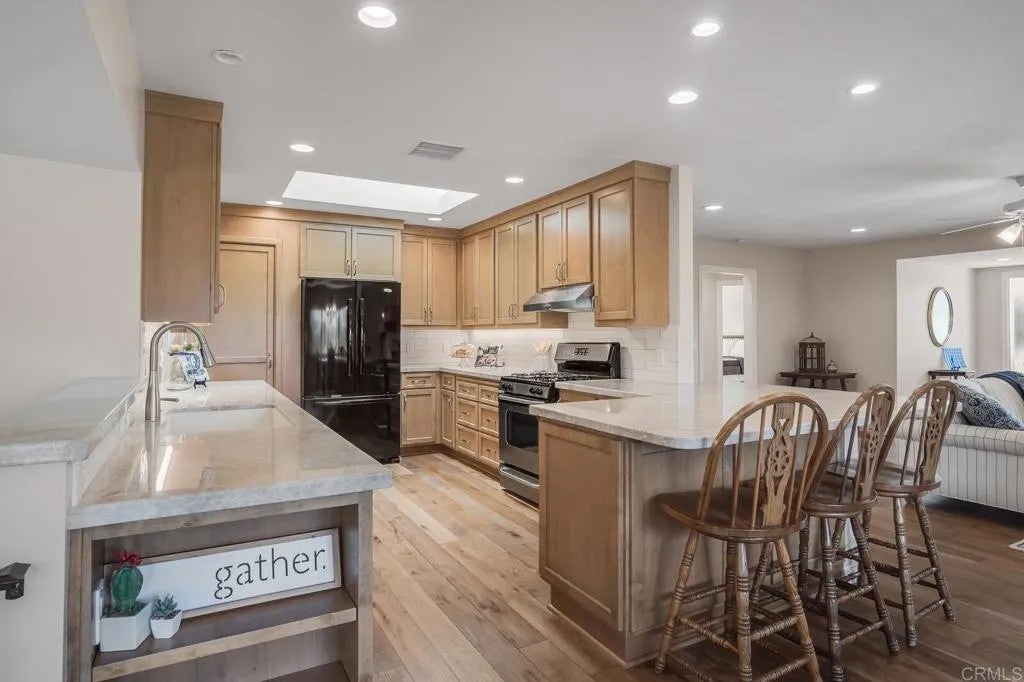 2211 Winterwarm Dr, Fallbrook, CA 92028 — photo 3