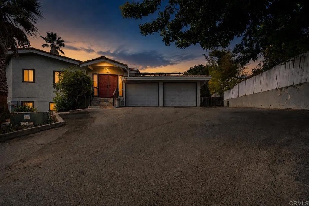 1228 Tower Drive — photo