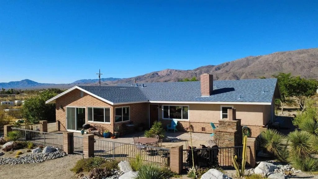 2939 Bending Elbow Dr — photo