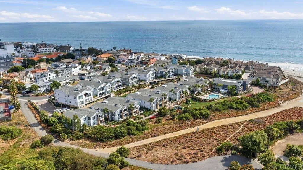 2363 Ocean Street — photo