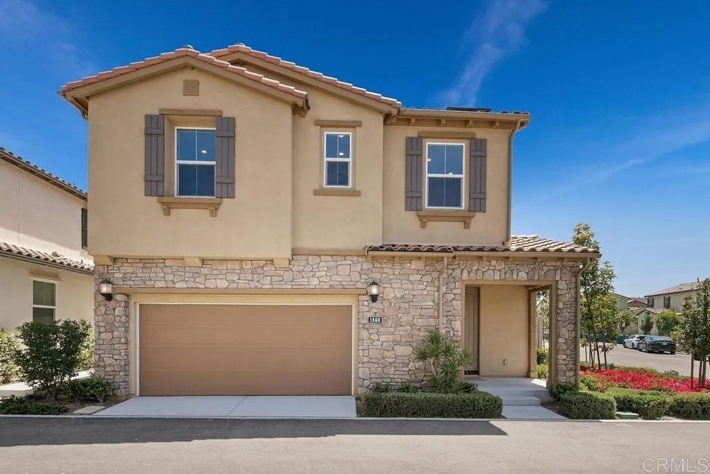 1860 Artemisia Court — photo