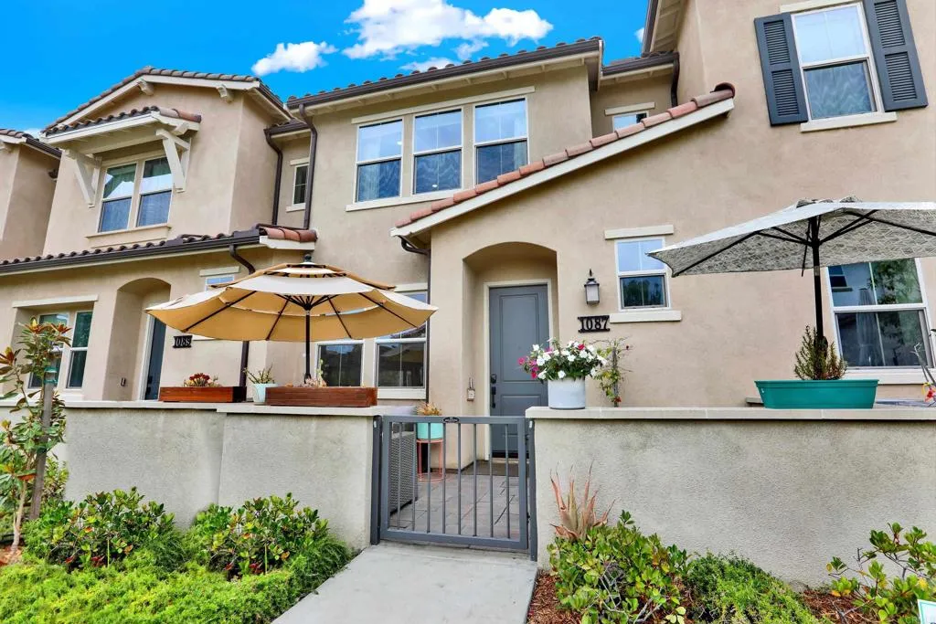 1087 Delpy View, Vista, CA 92084 — photo 3
