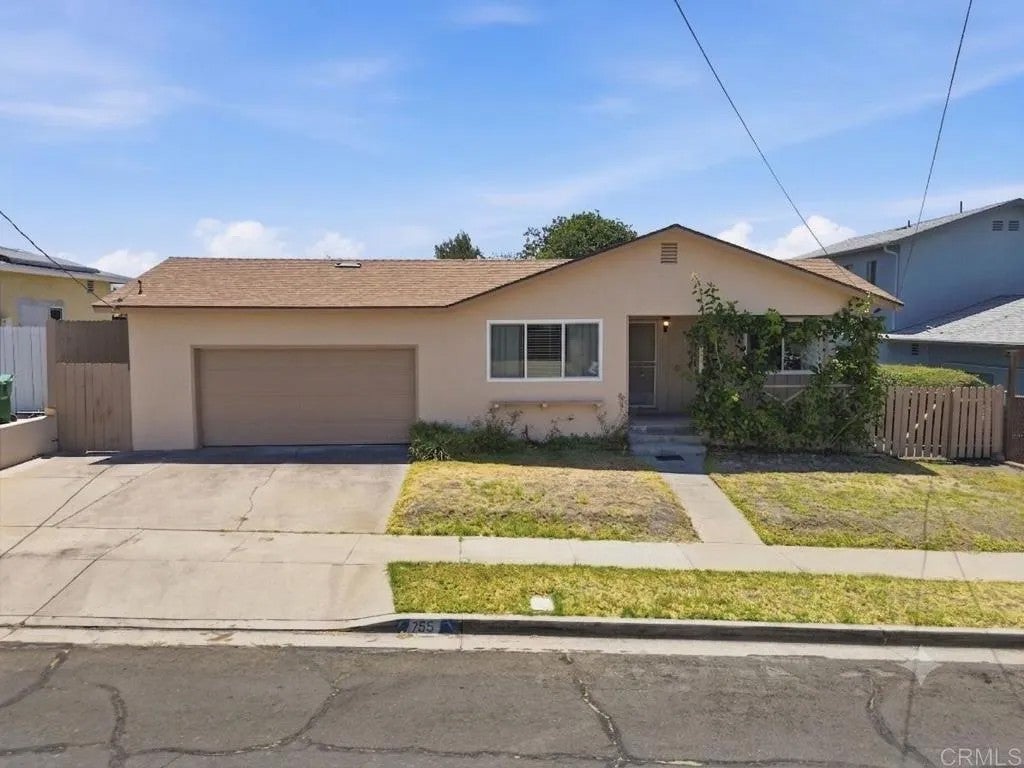 755 Peggy Drive — photo