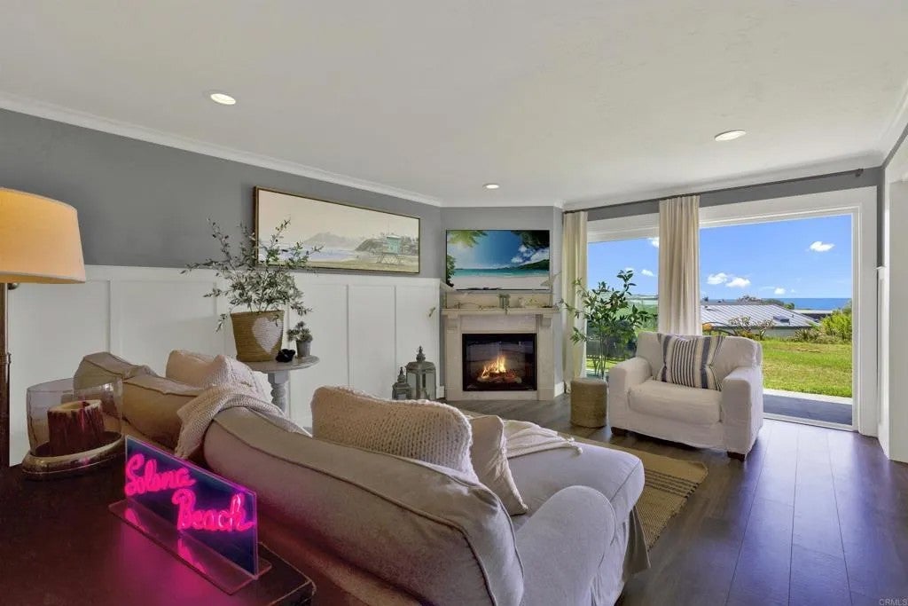 640 W Solana Circle 19 — photo