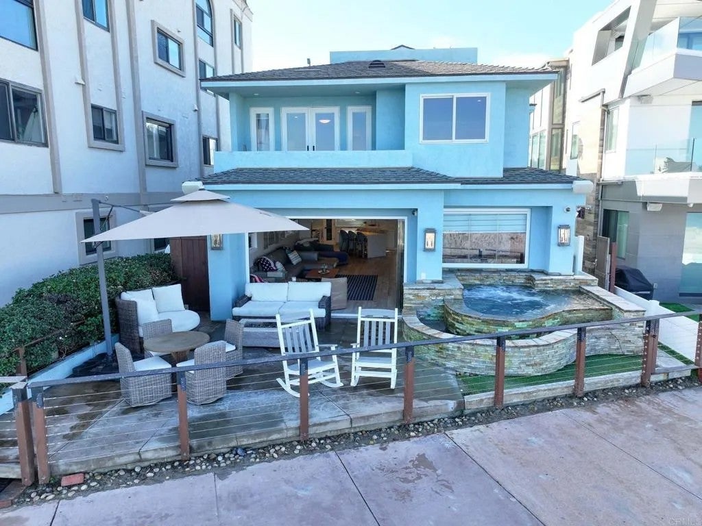 2812 Bayside Walk — photo