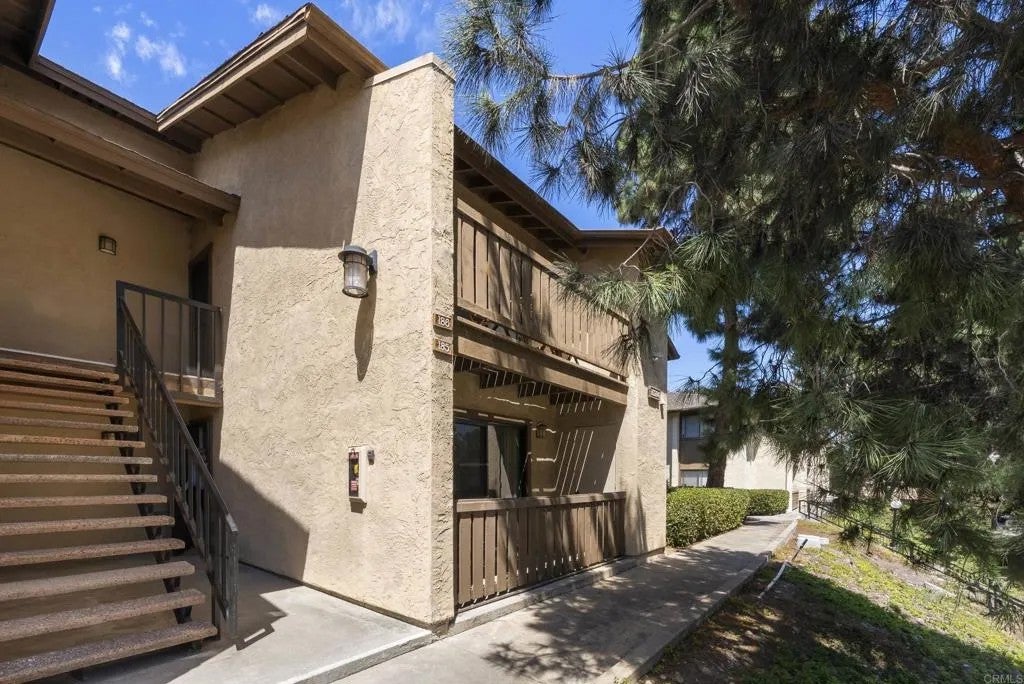 10284 Black Mountain Road 185 — photo