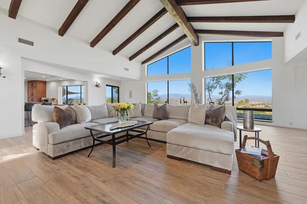 4280 Los Vecinos, Fallbrook, CA 92028 — photo 3
