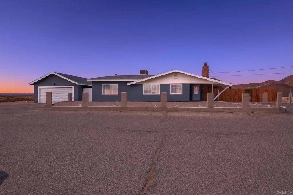 37076 Calico Boulevard — photo