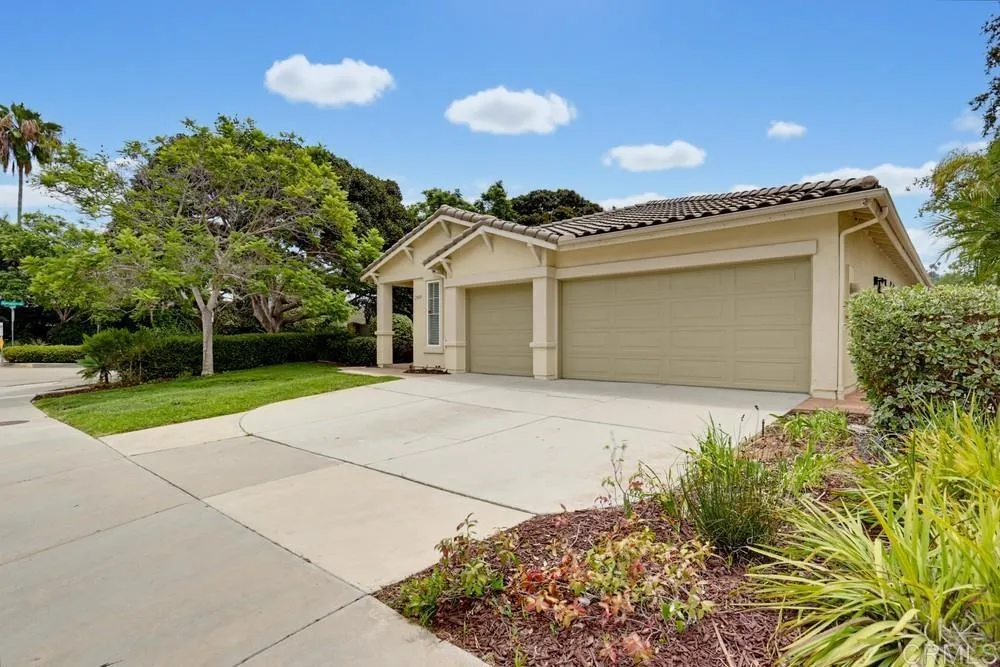 2869 rancho rio chico, Carlsbad, CA 92009 — photo 2