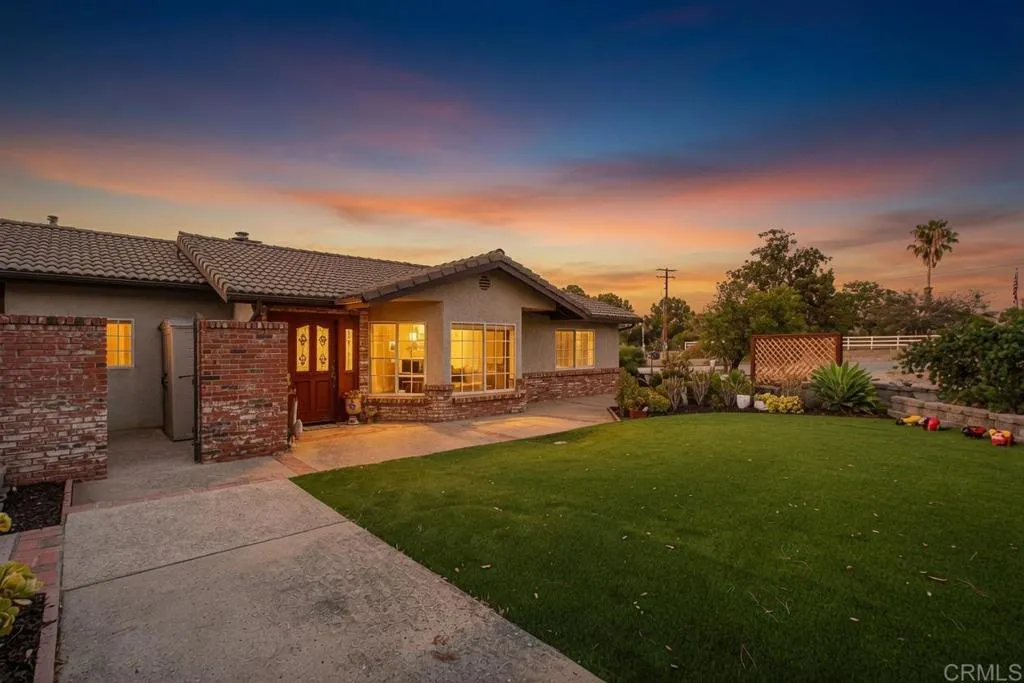 671 Philton, Ramona, CA 92065 — photo 2