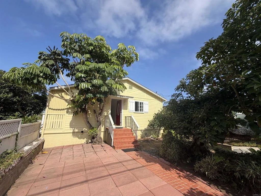 534 Ocean View Avenue — photo
