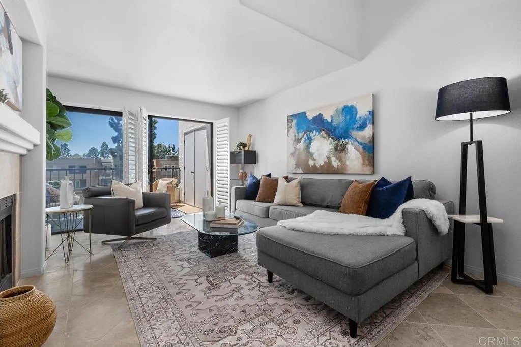 3525 Lebon Dr. 307 — photo
