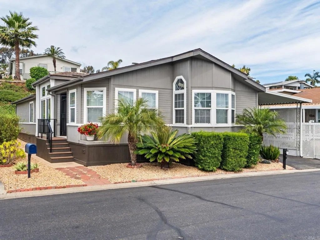 444 N El Camino Real Spc 64 — photo