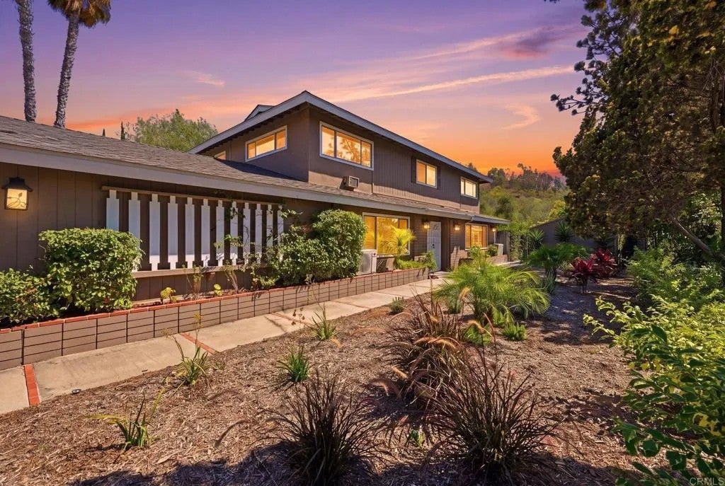 5625 Lake Vista Drive — photo
