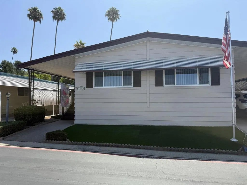 1401 El Norte Parkway Spc 320 — photo