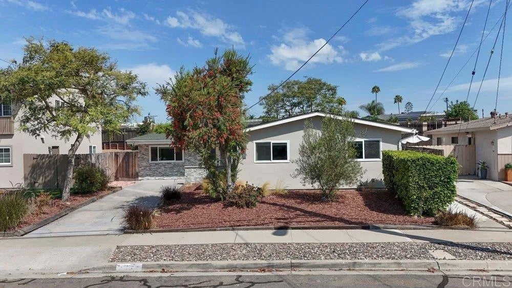 5174 Acuna Street — photo