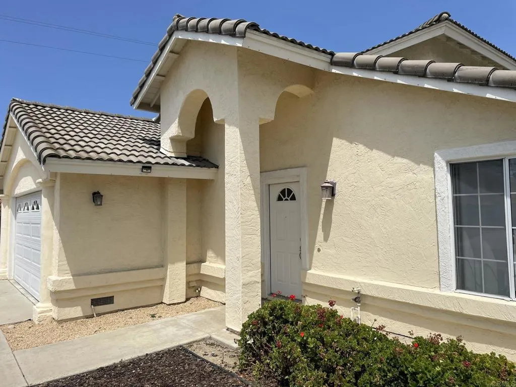 326 Old Stage Court, Fallbrook, CA 92028 — photo 2