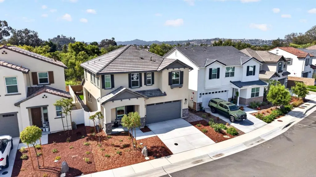 10335 River Bluff Drive, Santee, CA 92071 — photo 2