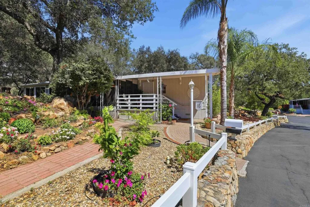 4747 Oak Crest #76, Fallbrook, CA 92028 — photo 2
