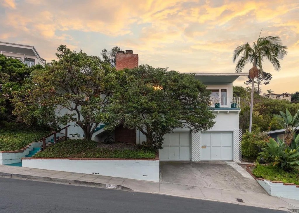5825 Folsom Dr — photo
