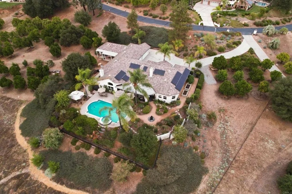 12711 Big Bend Way — photo