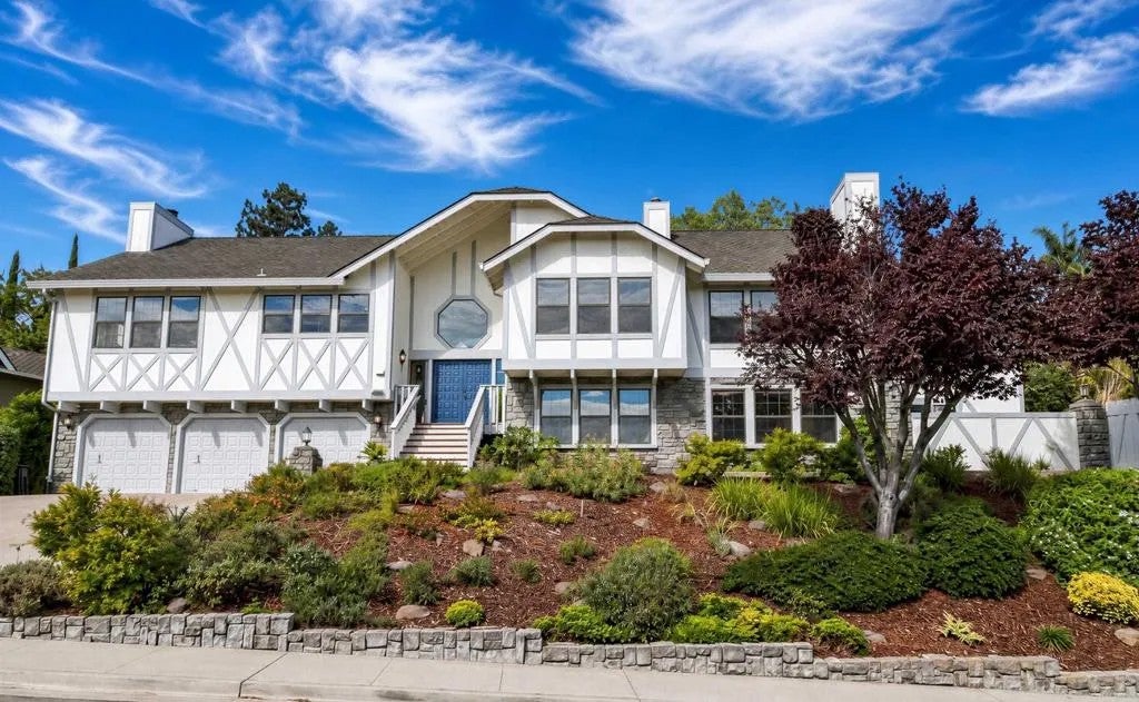 7183 Brooktree Court — photo