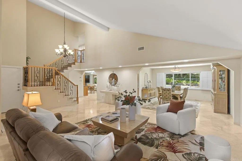5545 Coral Reef Avenue — photo