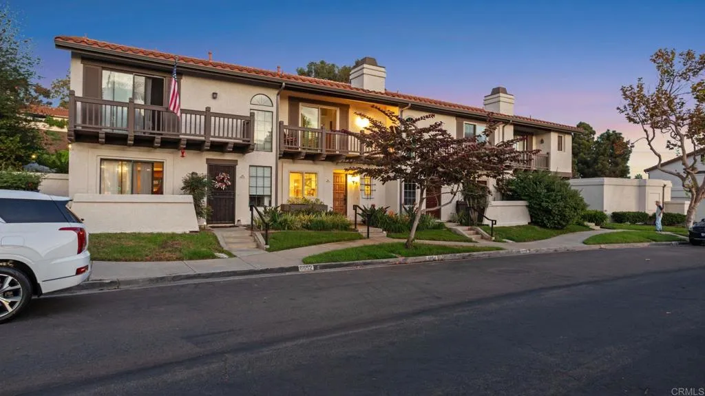6854 Maple Leaf Drive, Carlsbad, CA 92011 — photo 2