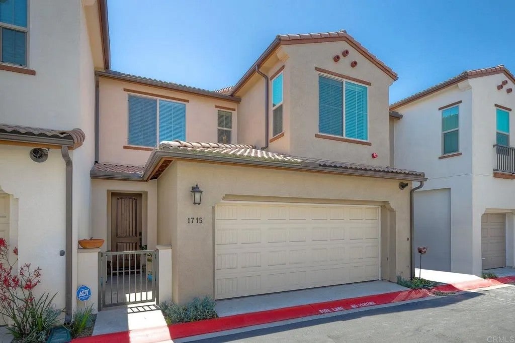 1715 Crabapple Way — photo