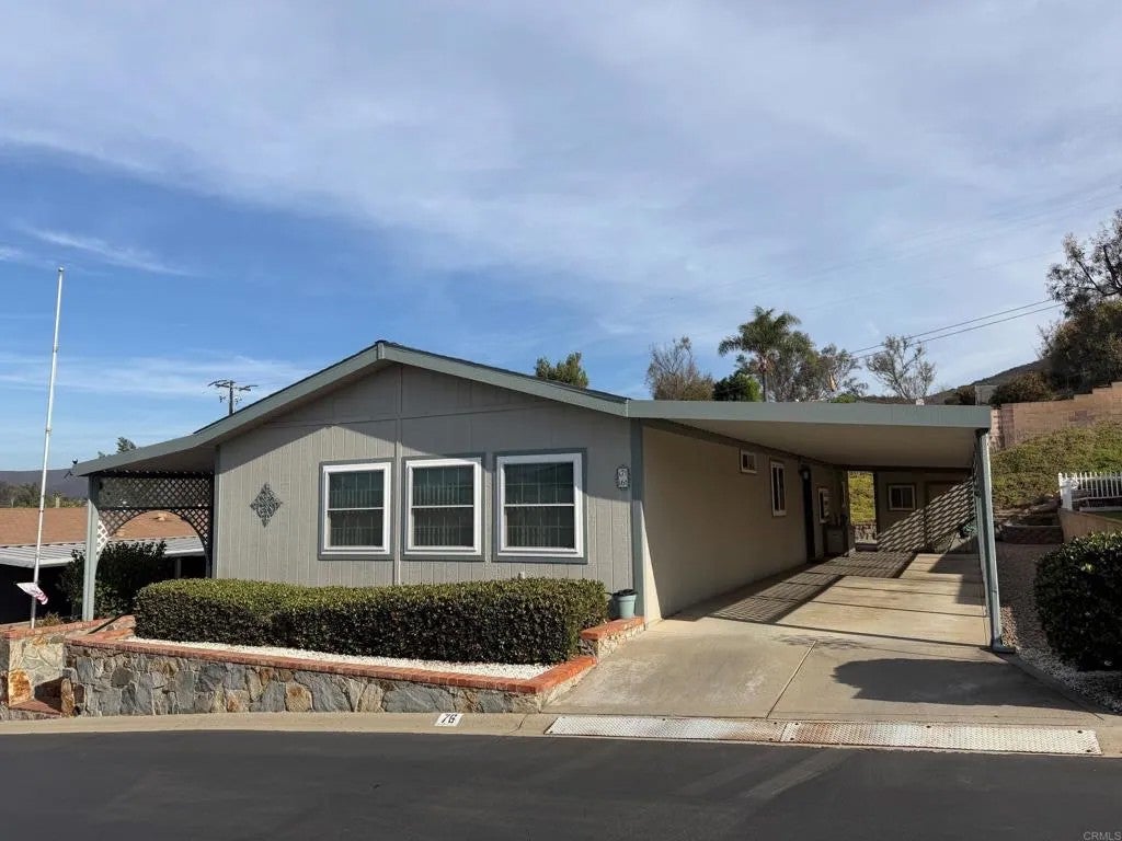 909 Richland Rd 76 — photo