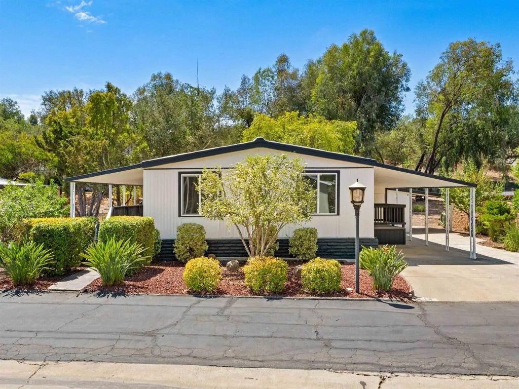 18218 Paradise Mtn Rd 14 — photo