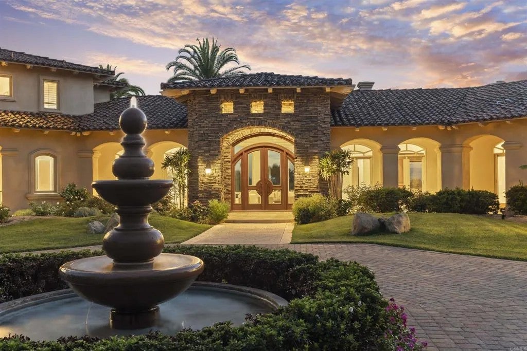 6868 Spyglass Lane — photo