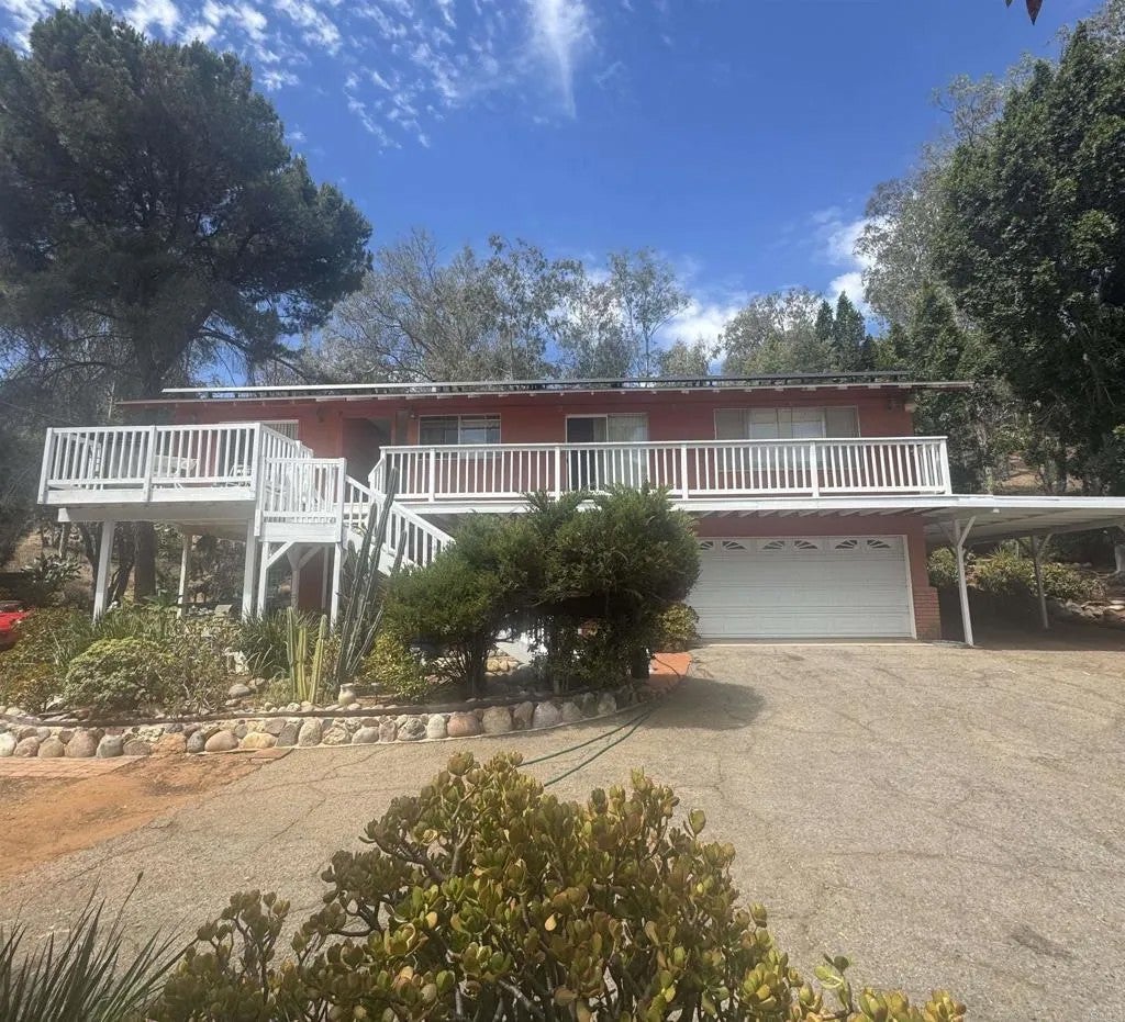11556 Bridle Path Lane — photo