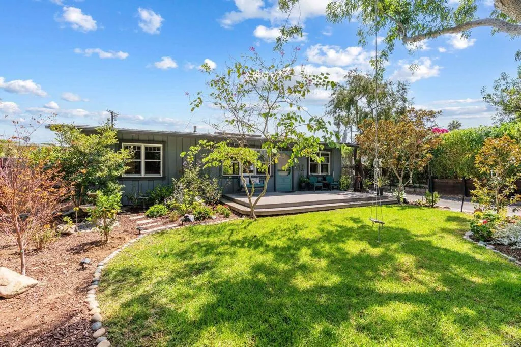 939 Ocean View Avenue, Encinitas, CA 92024 — photo 3