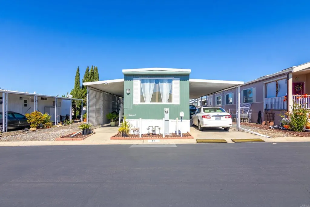 1010 E Bobier #59, Vista, CA 92084 — photo 2