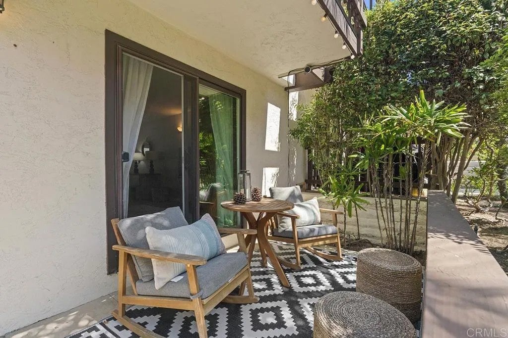 515 Stratford Court 3 — photo