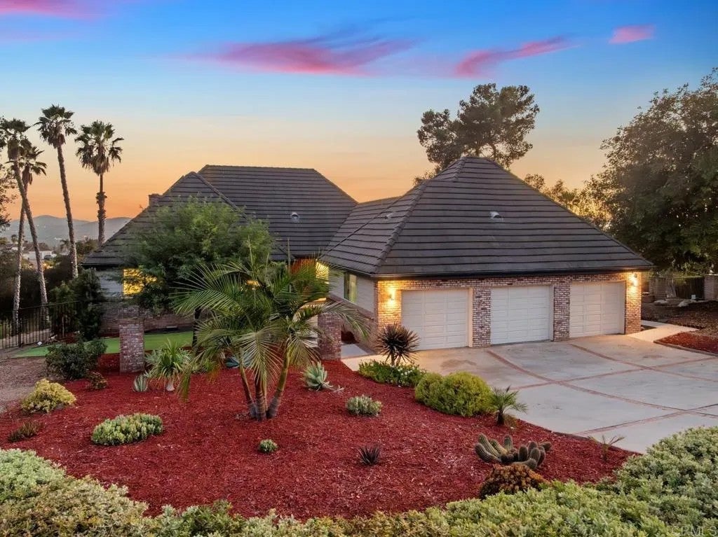 1118 Orangewood Drive — photo