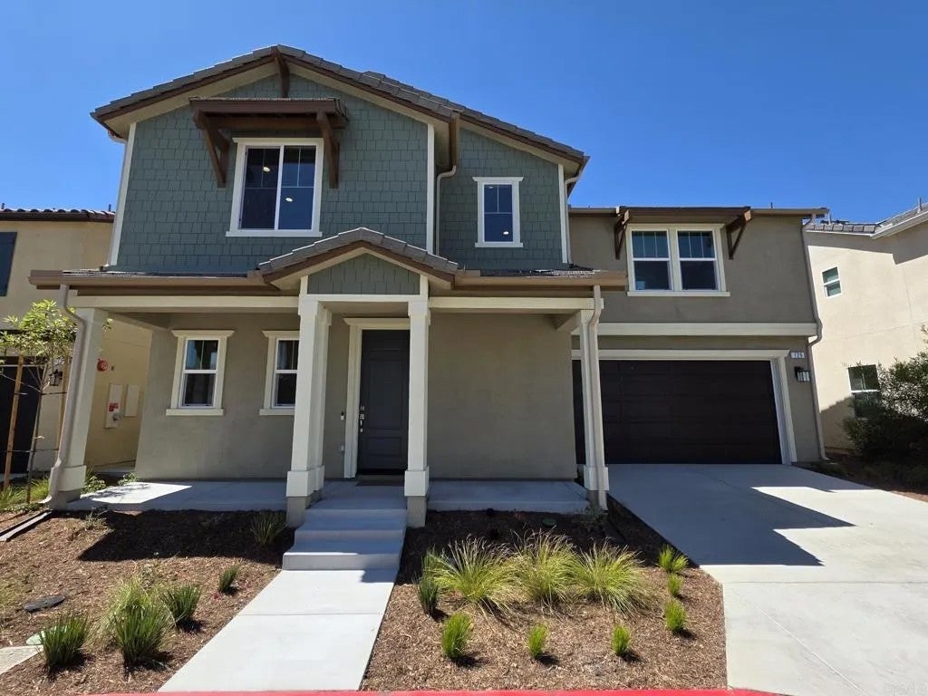 725 Kingbird Loop — photo