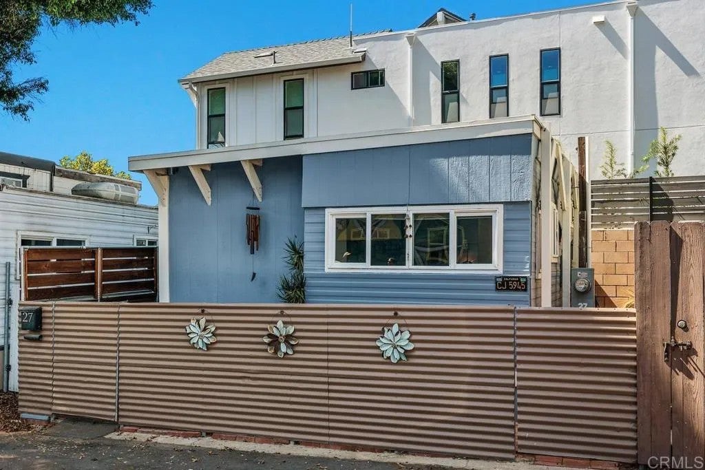 523 N Vulcan 27 — photo
