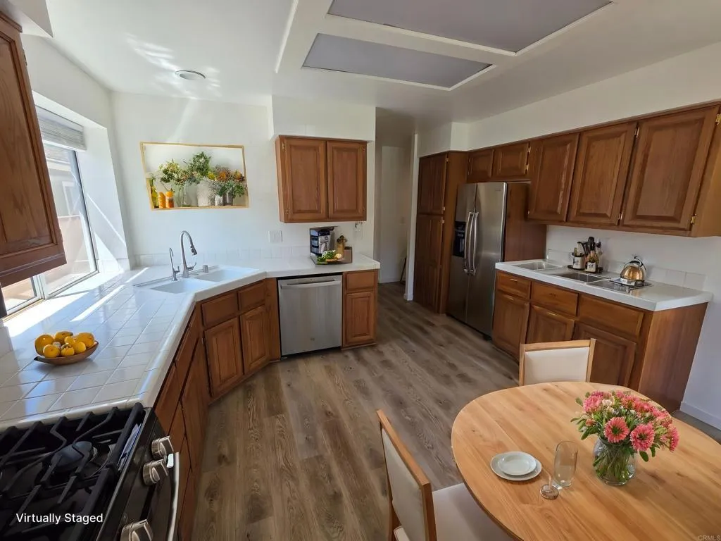 2359 Mapleleaf Drive, Vista, CA 92081 — photo 2