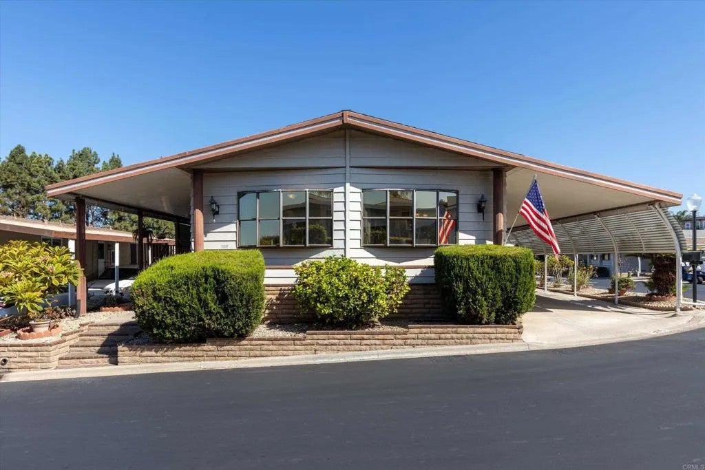 3535 Linda Vista 265 — photo