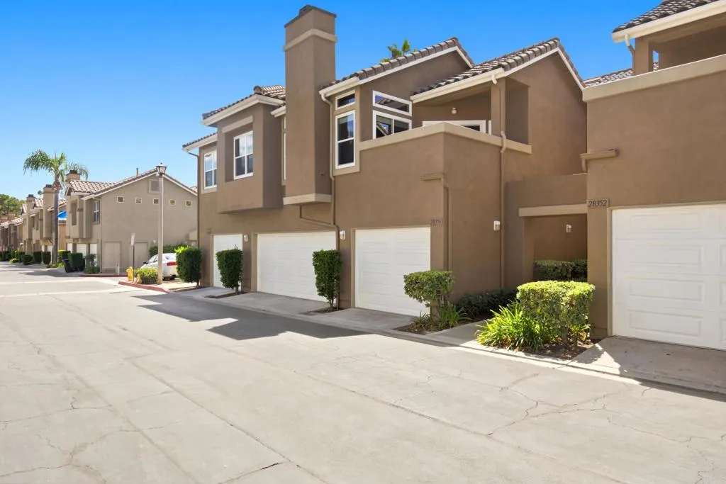 28362 Pueblo Drive, Lake Forest, CA 92679 — photo 2