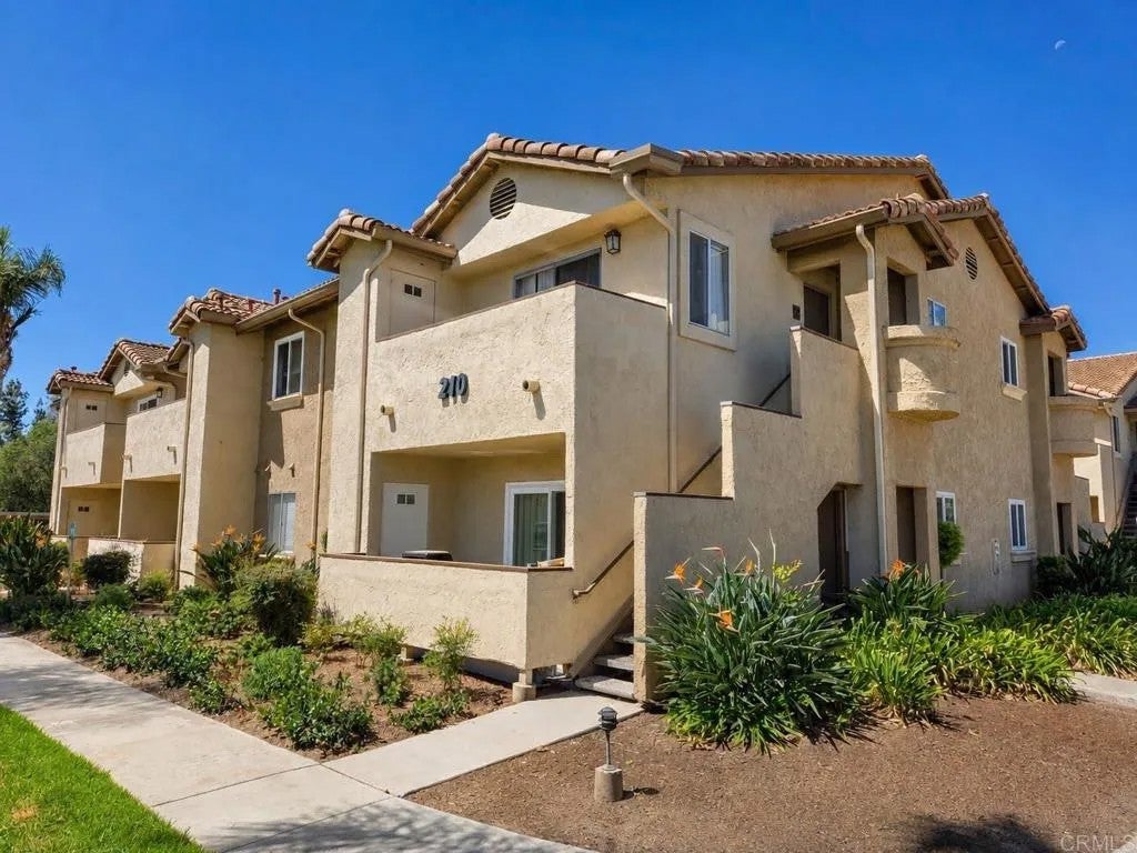 210 Woodland Parkway 135 — photo