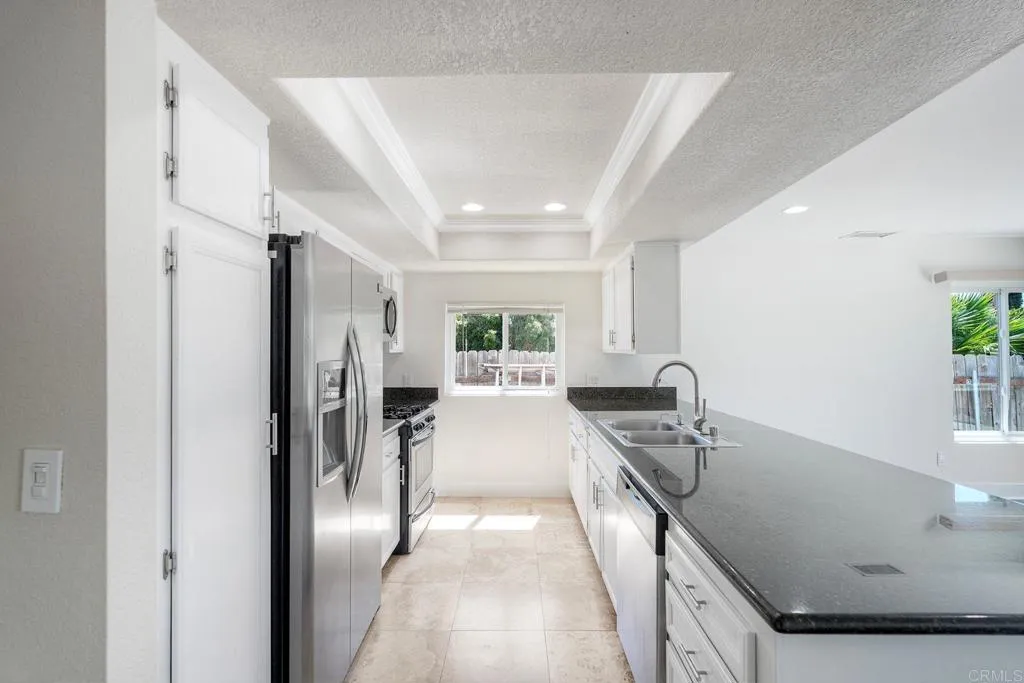 832 Grapevine Road, Vista, CA 92083 — photo 3