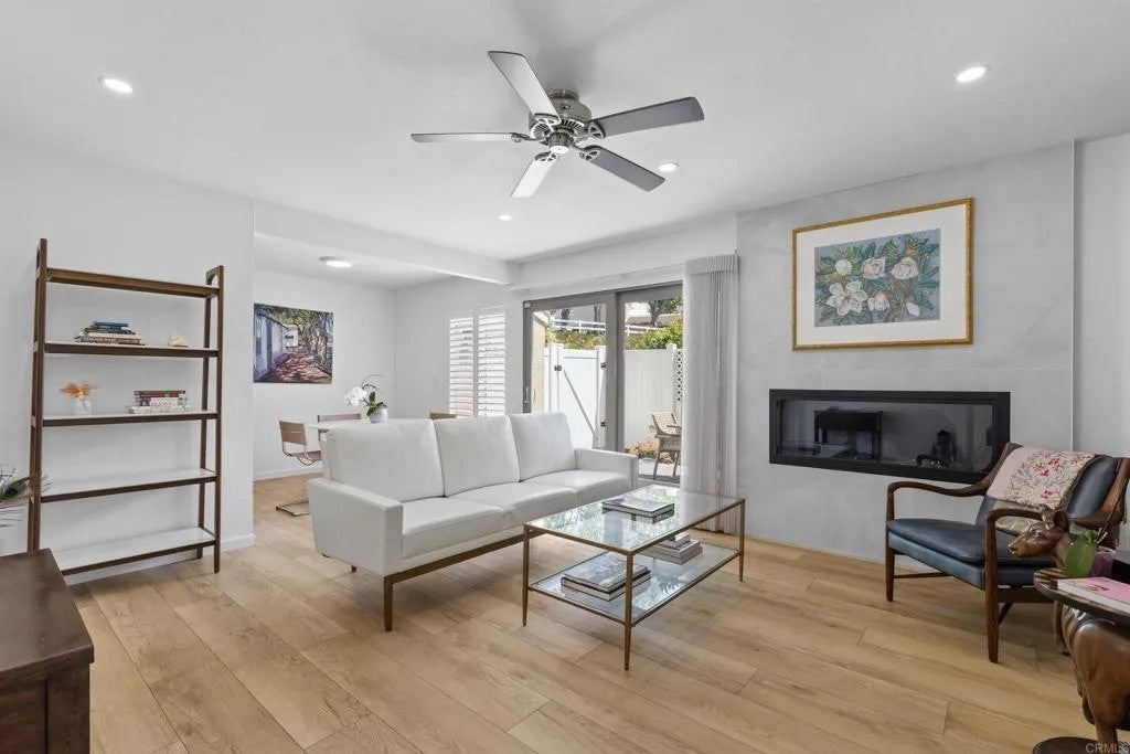 1245 Evergreen Drive — photo