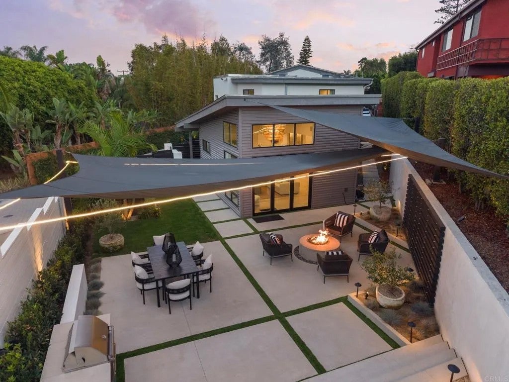 141 W Leucadia Blvd — photo