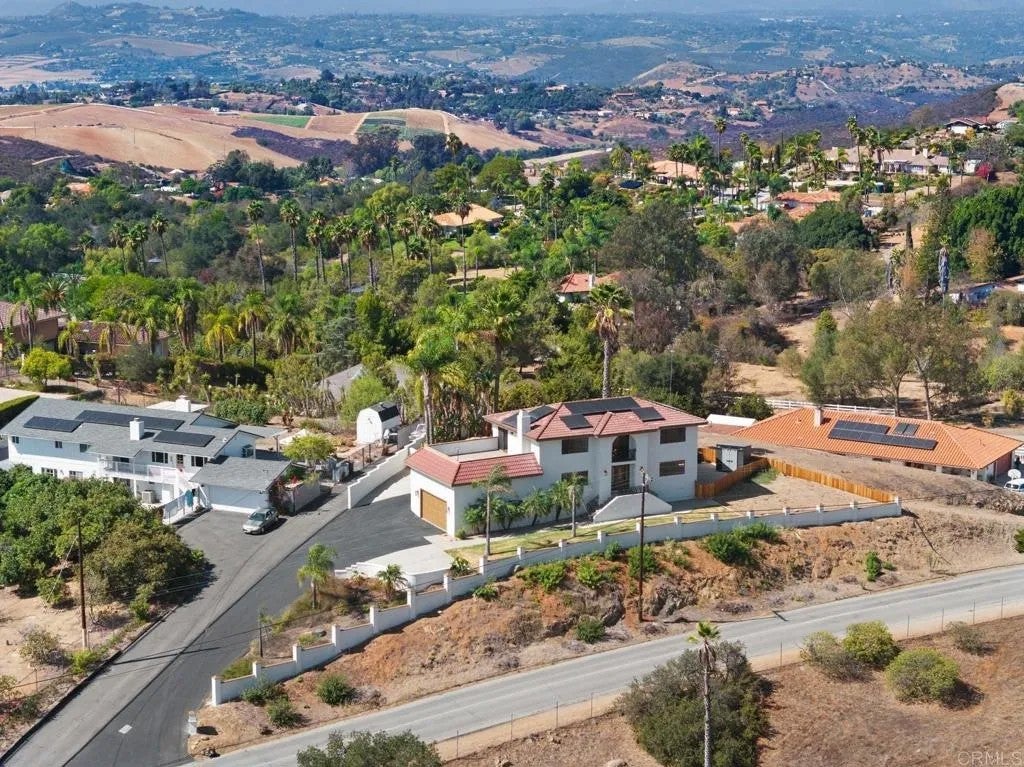 1820 Elevado Road, Vista, CA 92084 — photo 3