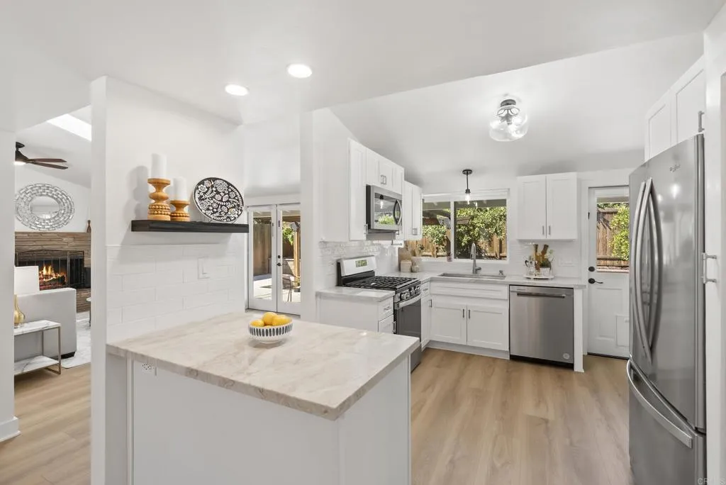 5551 Gala Avenue — photo