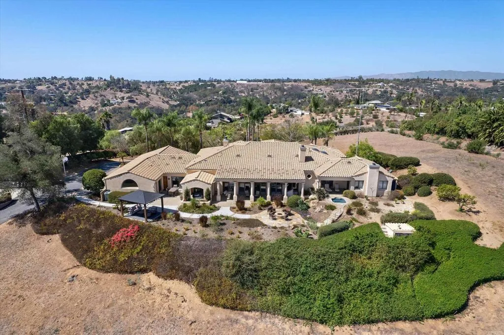 2258 Gird Road, Fallbrook, CA 92028 — photo 2
