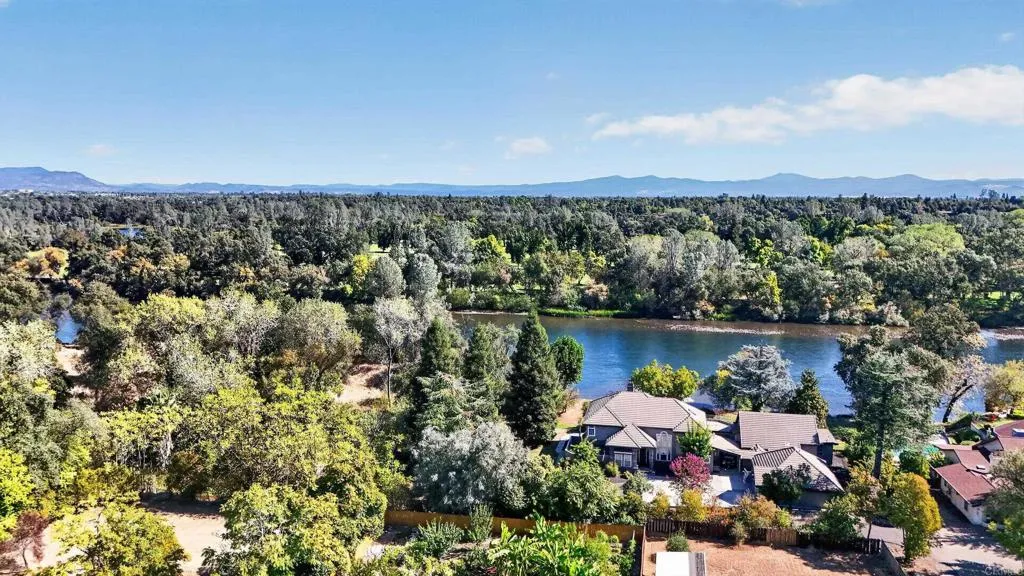 4398 E Bonnyview Road, Redding, CA 96001 — photo 3